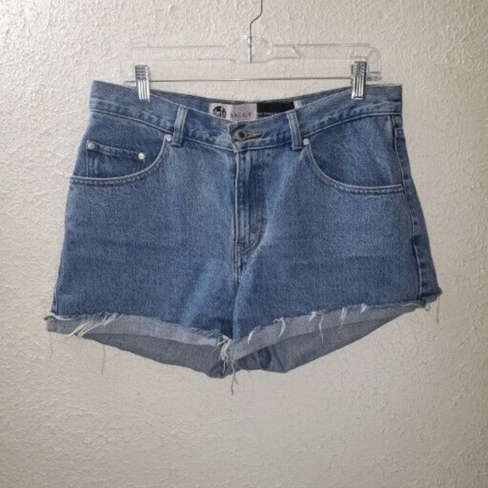 Levi's Sz 29 Silver Tab Denim Shorts Women's High-Waisted Mom Jean's Raw Hem - Picture 2 of 9